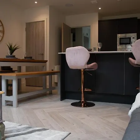 Bv Luxury 3 Bedroom Townhouse At Bed Cliff Oaks Leeds  Exterior photo