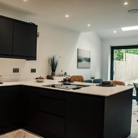 Bv Luxury 3 Bedroom Townhouse At Bed Cliff Oaks Leeds  Exterior photo