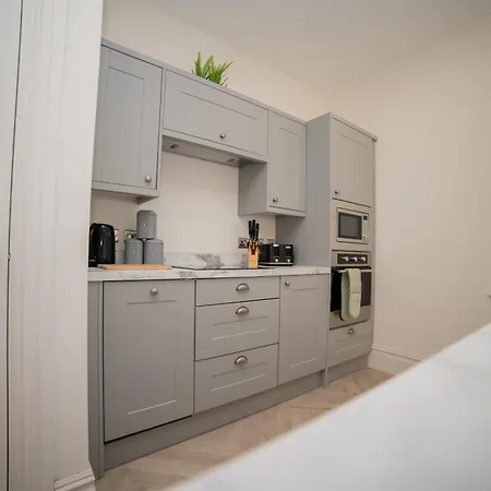 Bv Luxury 3 Bedroom Townhouse At Bed Cliff Oaks Leeds  Room photo