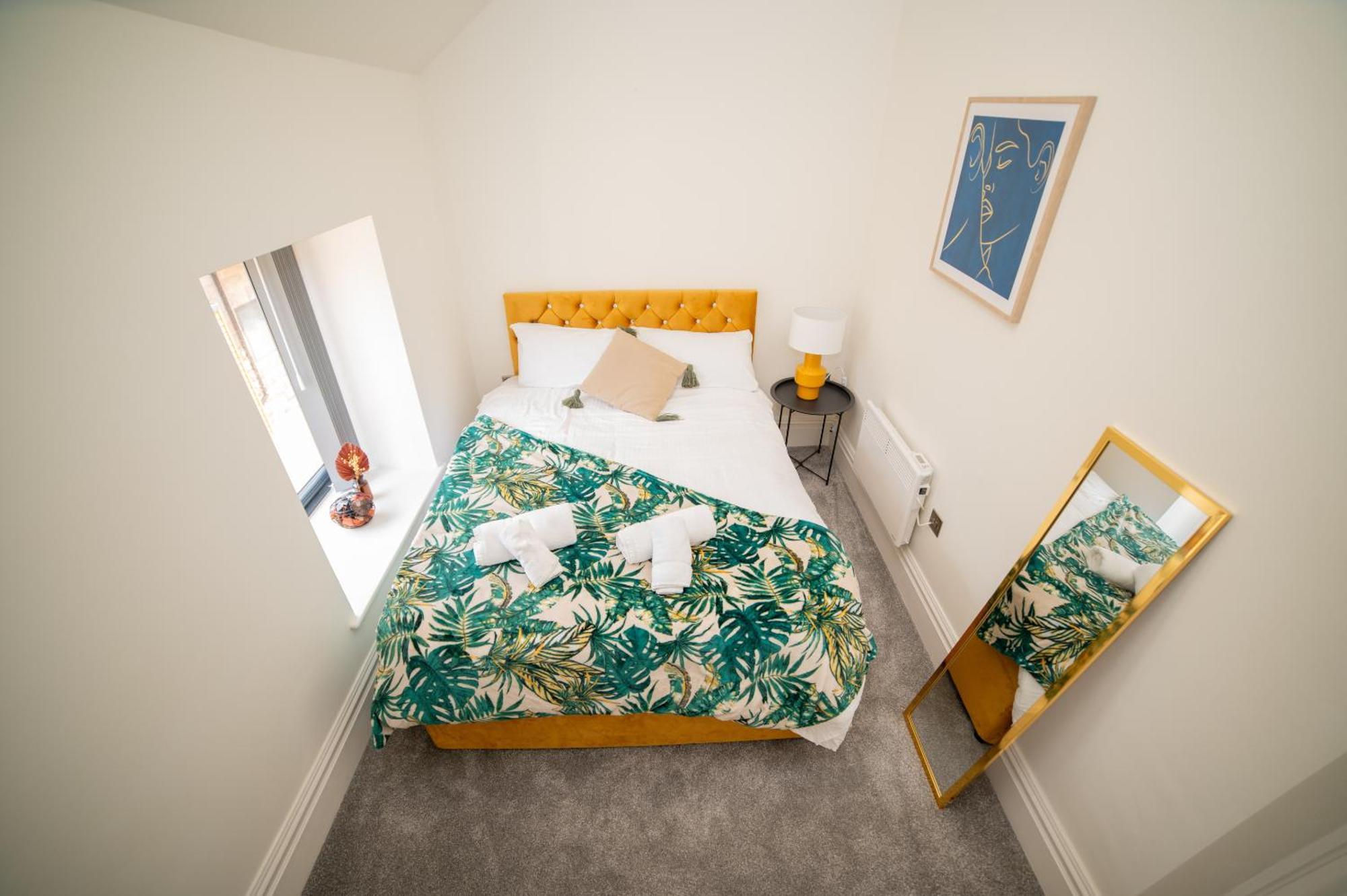 Apartment Bv Luxury 3 Bedroom Townhouse At Bed Cliff Oaks